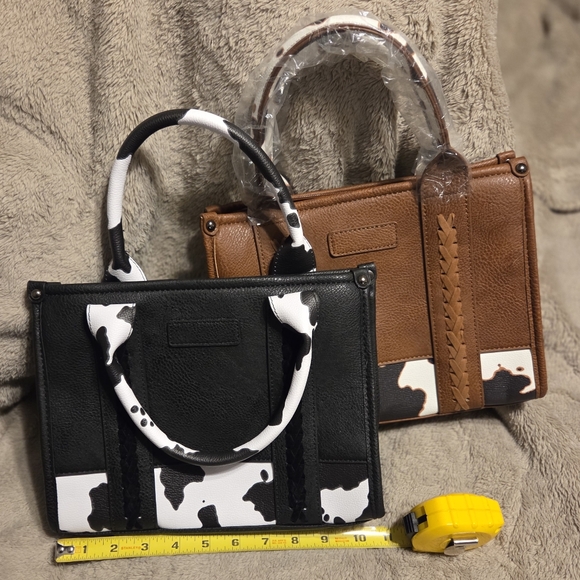 Stylish Black and Brown Women's Handbag, Wrangler Style (Not Authentic Wrangler) - Picture 2 of 7